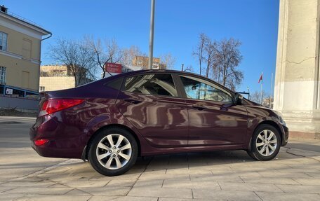 Hyundai Solaris II рестайлинг, 2011 год, 1 045 000 рублей, 12 фотография