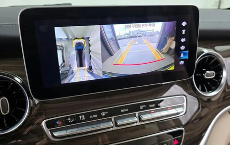 Mercedes-Benz V-Класс, 2023 год, 9 900 000 рублей, 13 фотография