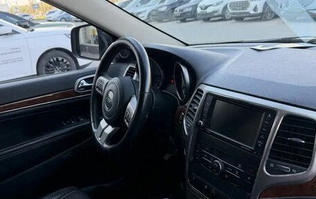 Jeep Grand Cherokee, 2012 год, 1 700 000 рублей, 12 фотография