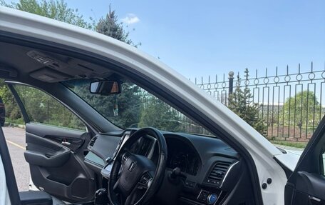 Toyota Crown, 2016 год, 2 500 000 рублей, 11 фотография