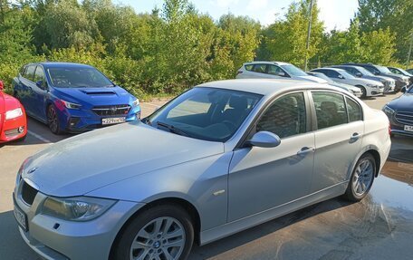 BMW 3 серия, 2008 год, 900 000 рублей, 2 фотография