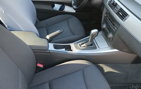BMW 3 серия, 2008 год, 900 000 рублей, 9 фотография