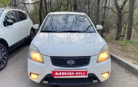 KIA Rio II, 2009 год, 450 000 рублей, 3 фотография
