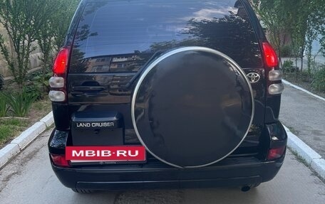 Toyota Land Cruiser Prado 120 рестайлинг, 2004 год, 1 900 000 рублей, 7 фотография