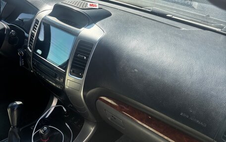 Toyota Land Cruiser Prado 120 рестайлинг, 2004 год, 1 900 000 рублей, 27 фотография