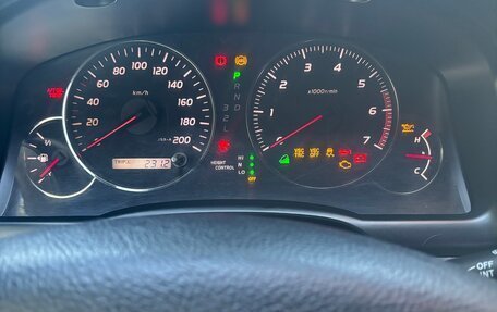 Toyota Land Cruiser Prado 120 рестайлинг, 2004 год, 1 900 000 рублей, 36 фотография