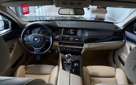 BMW 5 серия, 2016 год, 2 200 000 рублей, 18 фотография