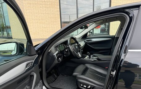 BMW 5 серия, 2018 год, 3 390 000 рублей, 15 фотография