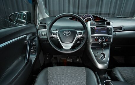 Toyota Verso I, 2013 год, 1 299 000 рублей, 8 фотография