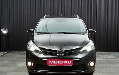 Toyota Verso I, 2013 год, 1 299 000 рублей, 2 фотография