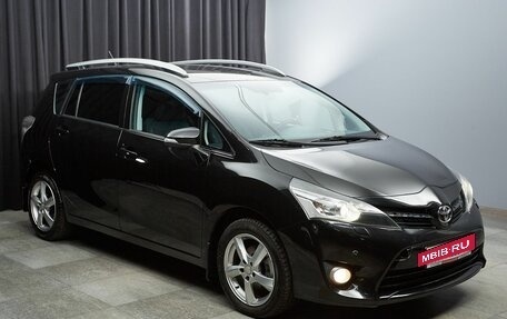 Toyota Verso I, 2013 год, 1 299 000 рублей, 3 фотография