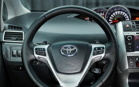 Toyota Verso I, 2013 год, 1 299 000 рублей, 16 фотография