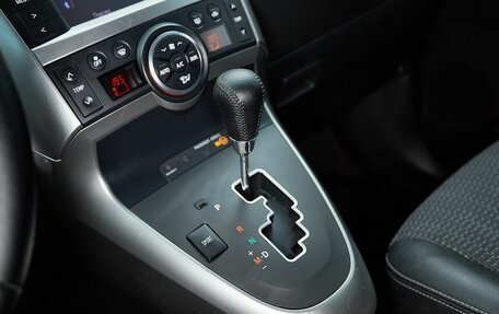 Toyota Verso I, 2013 год, 1 299 000 рублей, 18 фотография