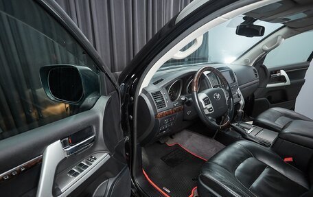 Toyota Land Cruiser 200, 2013 год, 4 499 000 рублей, 9 фотография