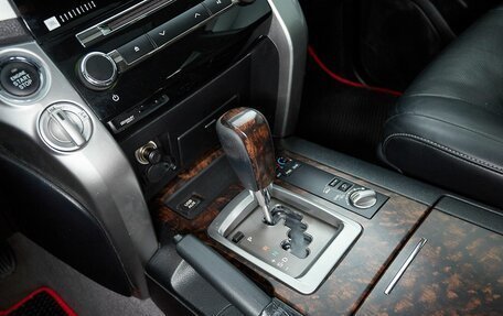 Toyota Land Cruiser 200, 2013 год, 4 499 000 рублей, 21 фотография