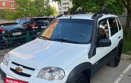 Chevrolet Niva I рестайлинг, 2014 год, 650 000 рублей, 5 фотография