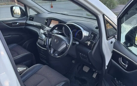Nissan Elgrand III, 2012 год, 1 100 000 рублей, 13 фотография