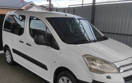 Citroen Berlingo II рестайлинг, 2010 год, 840 000 рублей, 3 фотография