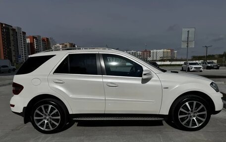 Mercedes-Benz M-Класс, 2010 год, 1 880 000 рублей, 14 фотография