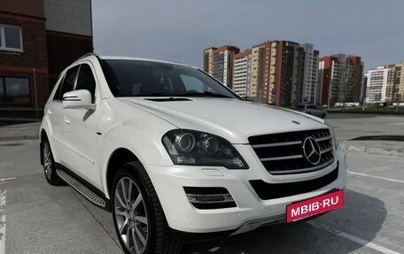 Mercedes-Benz M-Класс, 2010 год, 1 880 000 рублей, 2 фотография