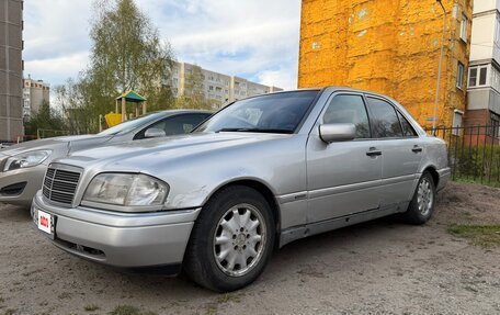 Mercedes-Benz C-Класс, 1993 год, 330 000 рублей, 8 фотография