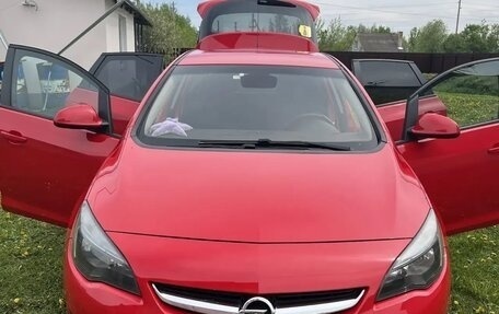 Opel Astra J, 2014 год, 1 050 000 рублей, 1 фотография