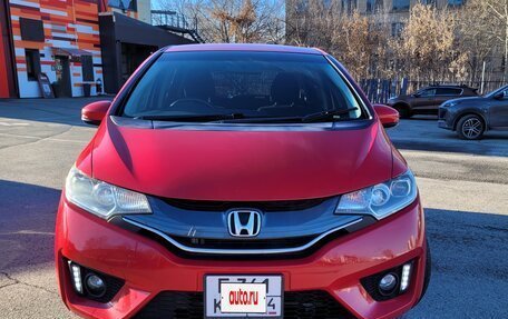 Honda Fit III, 2013 год, 990 000 рублей, 2 фотография