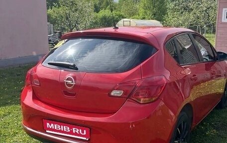 Opel Astra J, 2014 год, 1 050 000 рублей, 9 фотография