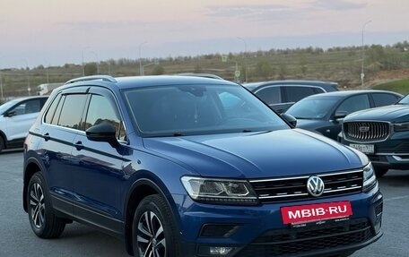 Volkswagen Tiguan II, 2019 год, 2 120 000 рублей, 2 фотография