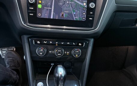 Volkswagen Tiguan II, 2019 год, 2 120 000 рублей, 23 фотография