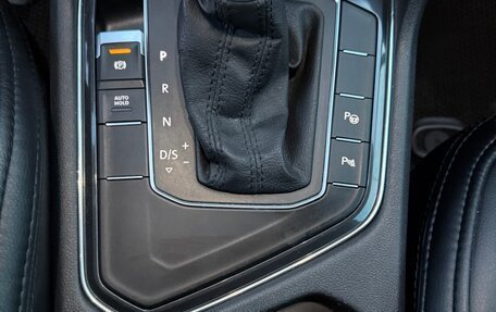 Volkswagen Tiguan II, 2019 год, 2 120 000 рублей, 24 фотография