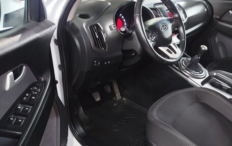 KIA Sportage III, 2011 год, 1 385 000 рублей, 14 фотография