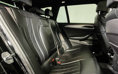 BMW 5 серия, 2018 год, 3 497 000 рублей, 14 фотография