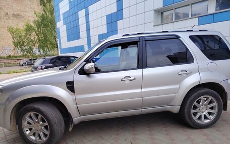 Ford Escape II, 2009 год, 700 000 рублей, 2 фотография