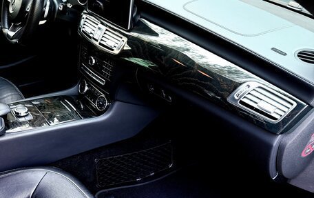 Mercedes-Benz CLS, 2015 год, 4 490 000 рублей, 21 фотография