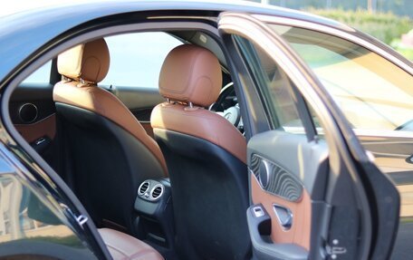 Mercedes-Benz C-Класс, 2018 год, 3 150 000 рублей, 24 фотография