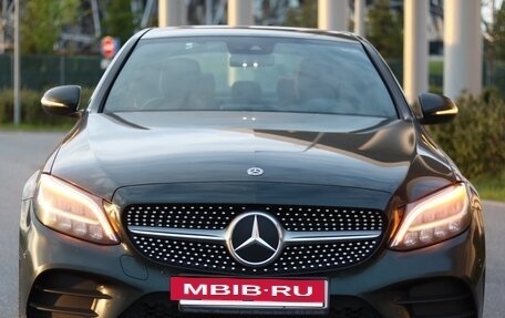 Mercedes-Benz C-Класс, 2018 год, 3 150 000 рублей, 39 фотография