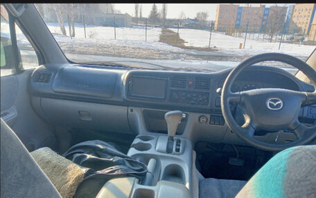 Mazda Bongo Friendee i рестайлинг, 2001 год, 680 000 рублей, 6 фотография