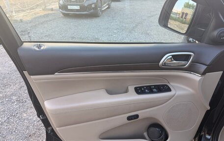 Jeep Grand Cherokee, 2014 год, 2 780 000 рублей, 29 фотография