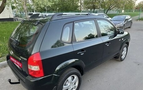 Hyundai Tucson III, 2005 год, 695 000 рублей, 6 фотография