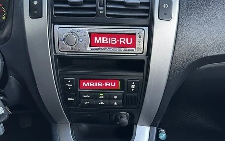 Hyundai Tucson III, 2005 год, 695 000 рублей, 17 фотография