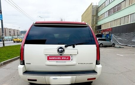 Cadillac Escalade III, 2011 год, 1 950 000 рублей, 5 фотография