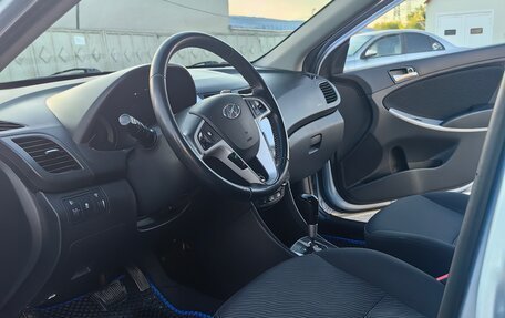 Hyundai Solaris II рестайлинг, 2012 год, 950 000 рублей, 7 фотография
