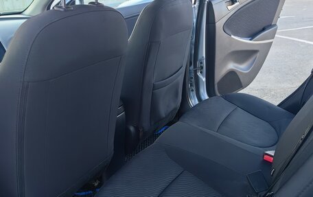Hyundai Solaris II рестайлинг, 2012 год, 950 000 рублей, 12 фотография