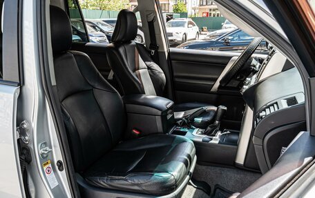 Toyota Land Cruiser Prado 150 рестайлинг 2, 2010 год, 3 180 000 рублей, 8 фотография