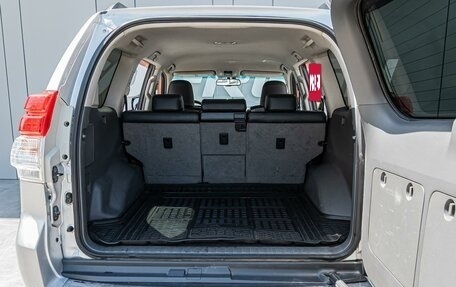 Toyota Land Cruiser Prado 150 рестайлинг 2, 2010 год, 3 180 000 рублей, 23 фотография