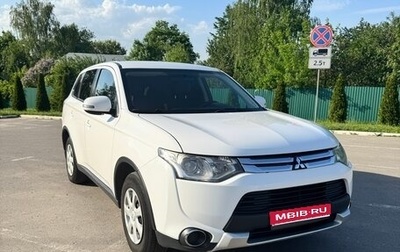 Mitsubishi Outlander III рестайлинг 3, 2014 год, 1 390 000 рублей, 1 фотография