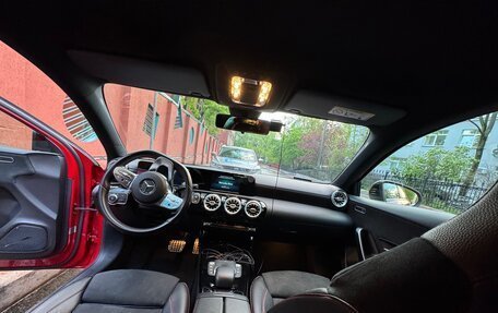 Mercedes-Benz A-Класс, 2018 год, 2 500 000 рублей, 4 фотография