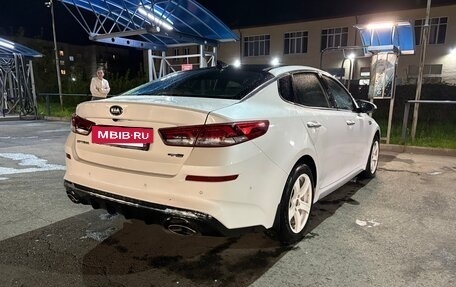 KIA Optima IV, 2019 год, 2 000 000 рублей, 5 фотография