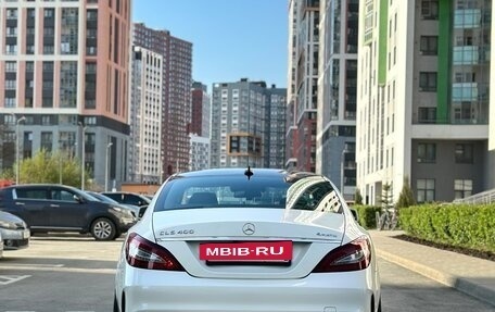 Mercedes-Benz CLS, 2015 год, 3 050 000 рублей, 12 фотография